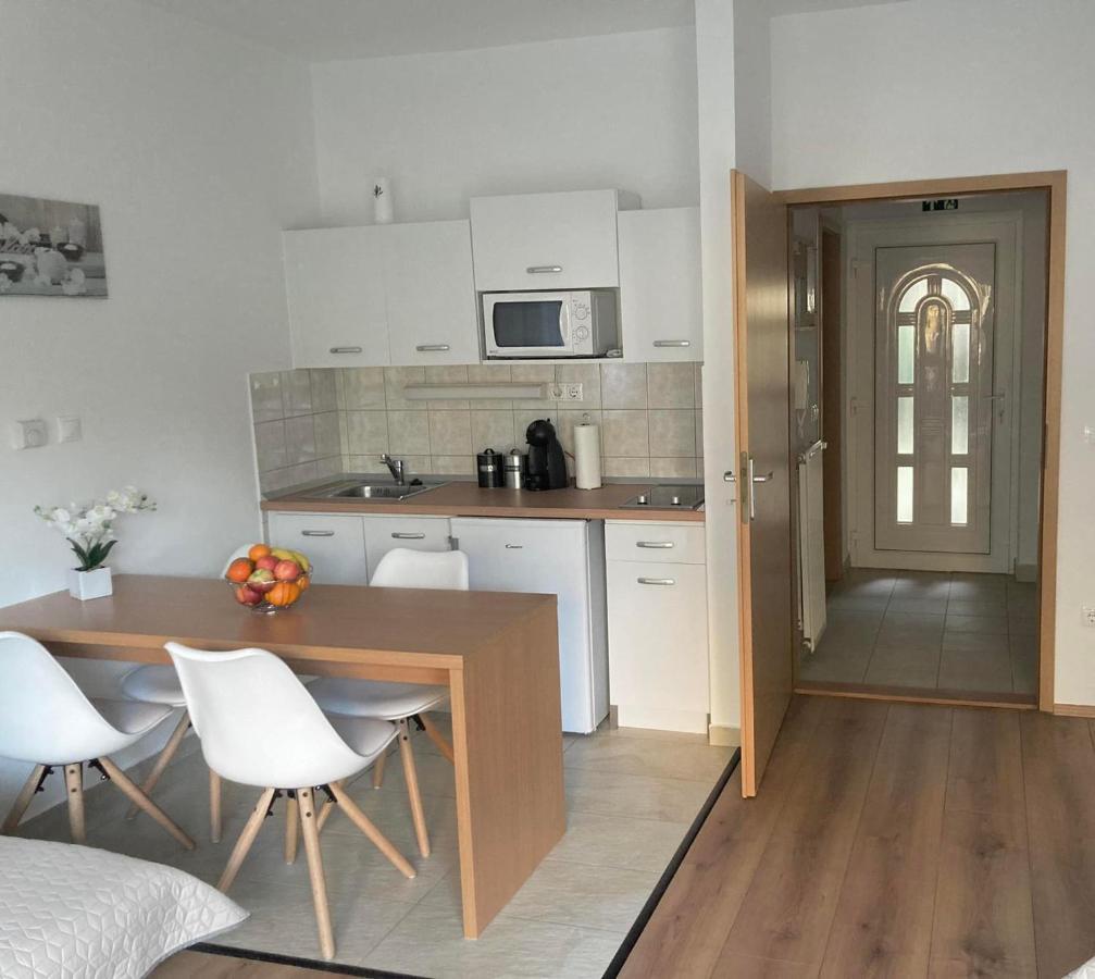 Ferienwohnung Jade Apartman Hévíz Exterior foto